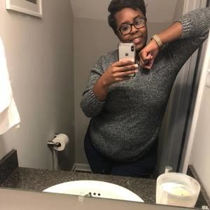 Meet your Posher, Janai